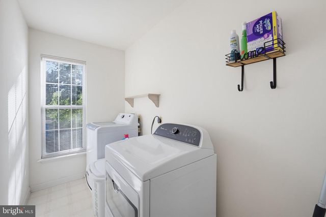 3852 BARCROFT LN, Alexandria, VA 22312