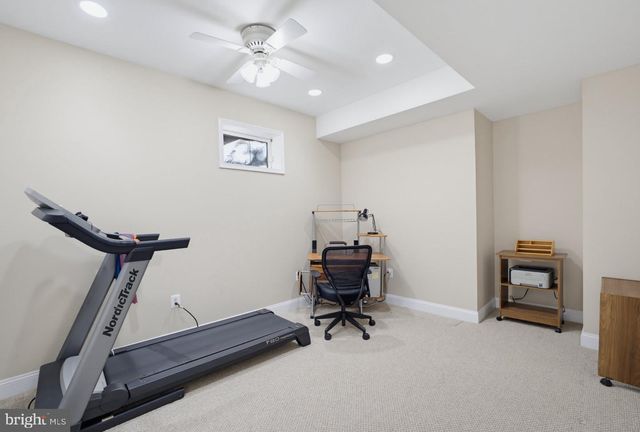 3852 BARCROFT LN, Alexandria, VA 22312
