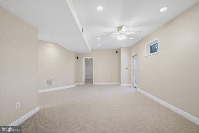 3852 BARCROFT LN, Alexandria, VA 22312