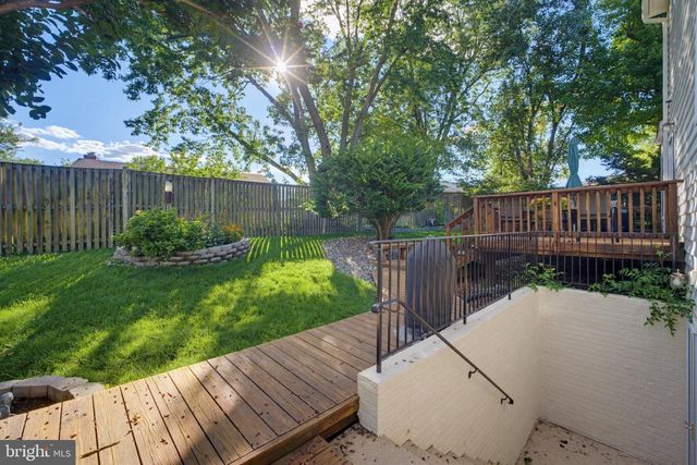 3852 BARCROFT LN, Alexandria, VA 22312