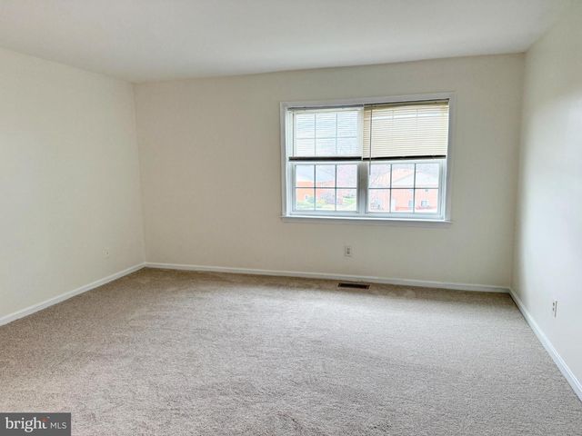 9833 HAGEL CIR, Lorton, VA 22079