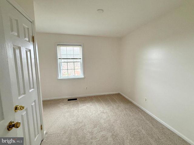 9833 HAGEL CIR, Lorton, VA 22079