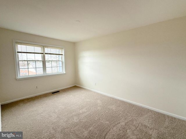 9833 HAGEL CIR, Lorton, VA 22079