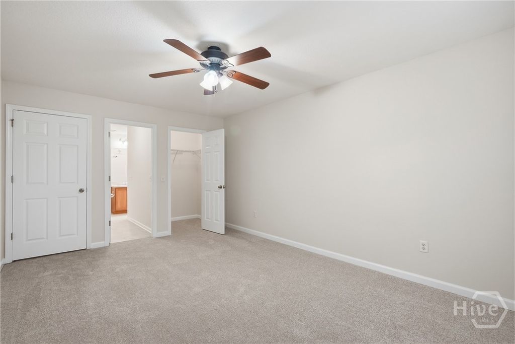 Image 14 of property listing at 155 Willow Oak Drive, Richmond Hill, GA 31324