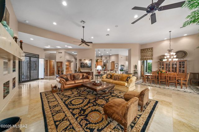 7573 E Crested Saguaro Place, Tucson, AZ 85750