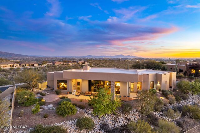 7573 E Crested Saguaro Place, Tucson, AZ 85750