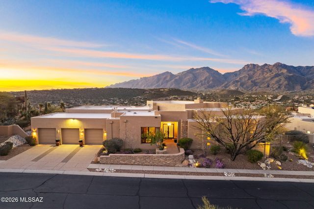 7573 E Crested Saguaro Place, Tucson, AZ 85750