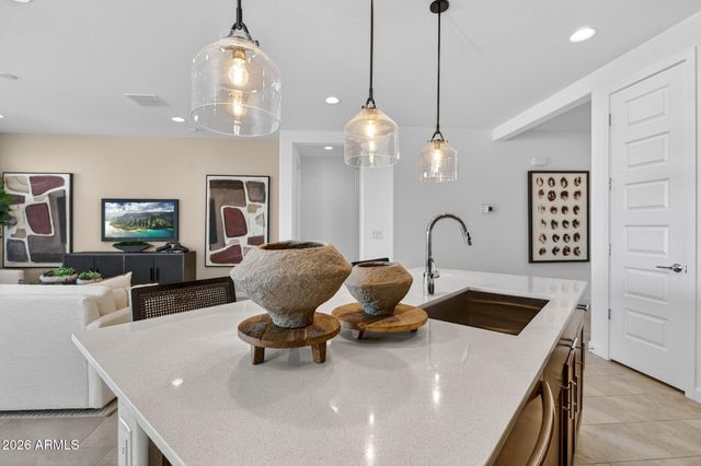 3236 S 83RD Circle, Mesa, AZ 85212