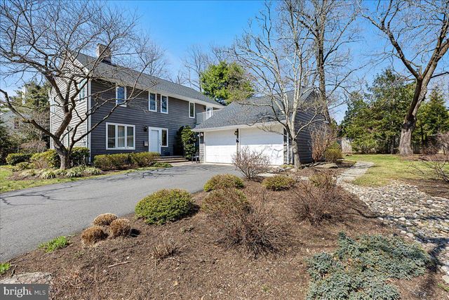 16 STURGES WAY, Princeton, NJ 08540