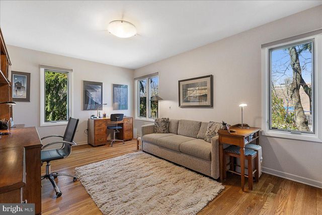 16 STURGES WAY, Princeton, NJ 08540