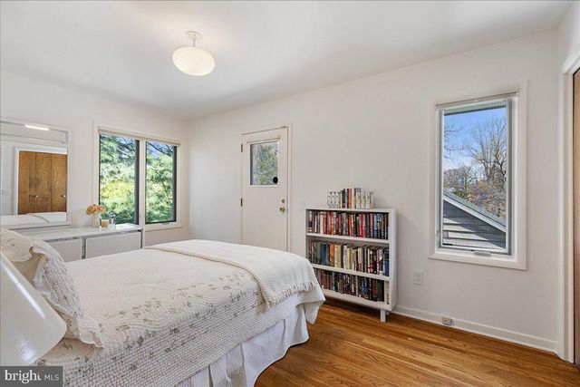 16 STURGES WAY, Princeton, NJ 08540