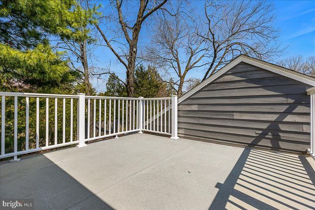 16 STURGES WAY, Princeton, NJ 08540