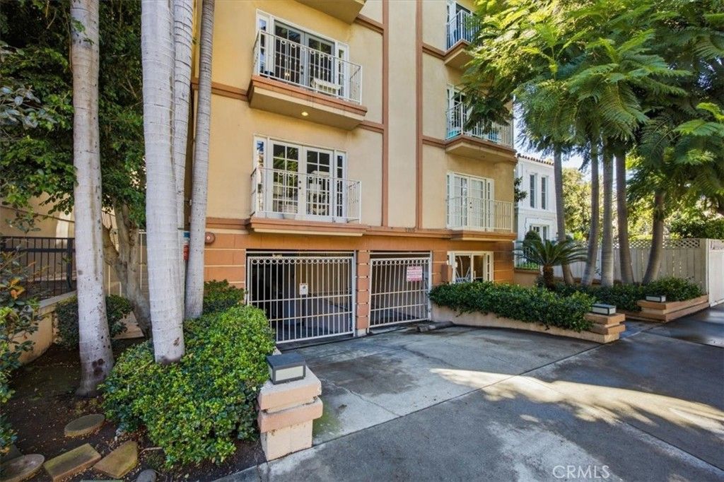 2205 S Bentley Avenue 102, Los Angeles, CA 90064 — photo 5