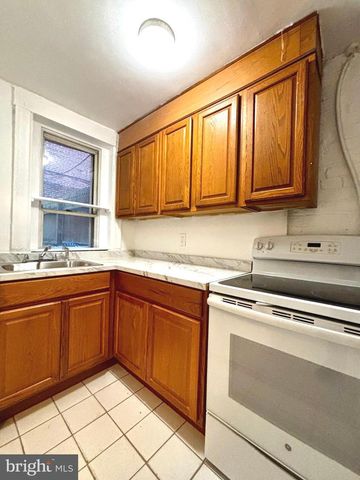 1302 FAIRMONT ST NW, Washington, DC 20009