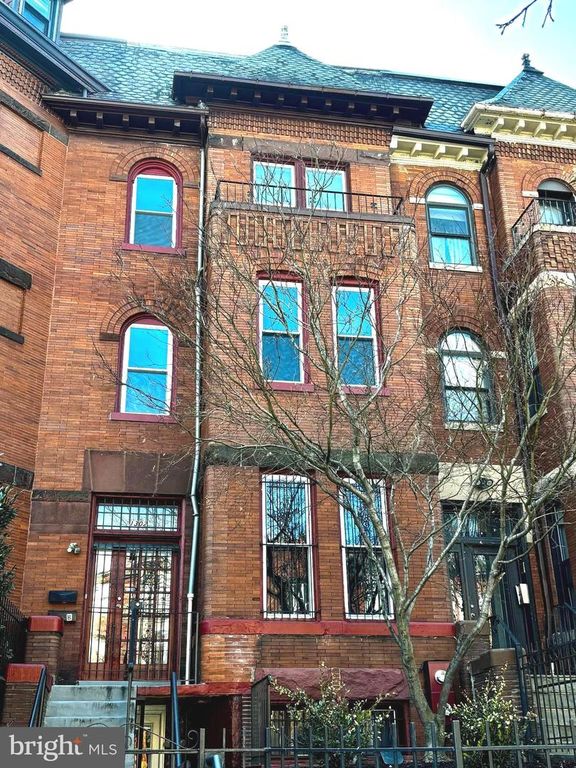 1302 FAIRMONT ST NW, Washington, DC 20009