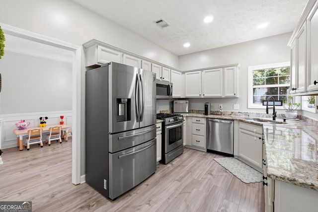 268 Colony Center Drive, Woodstock, GA 30188