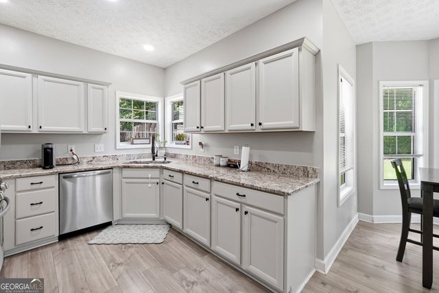 268 Colony Center Drive, Woodstock, GA 30188