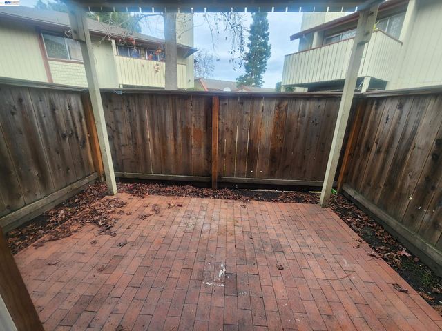 27162 Tampa Ave 70, Hayward, CA 94544