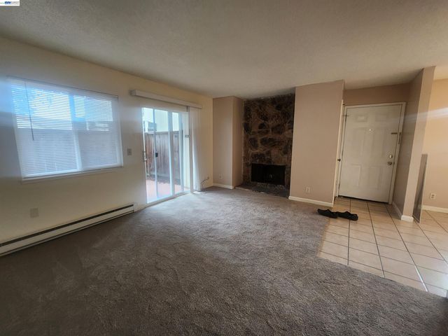 27162 Tampa Ave 70, Hayward, CA 94544