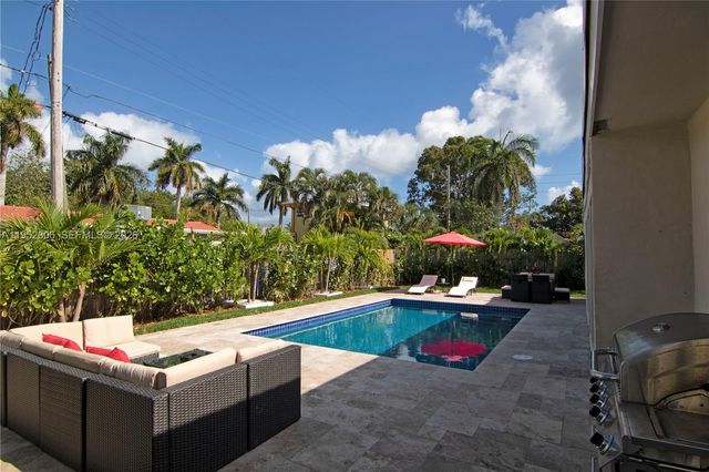 1245 Garfield St, Hollywood, FL 33019