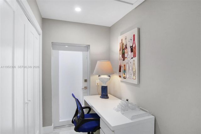 1245 Garfield St, Hollywood, FL 33019