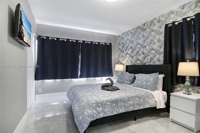 1245 Garfield St, Hollywood, FL 33019