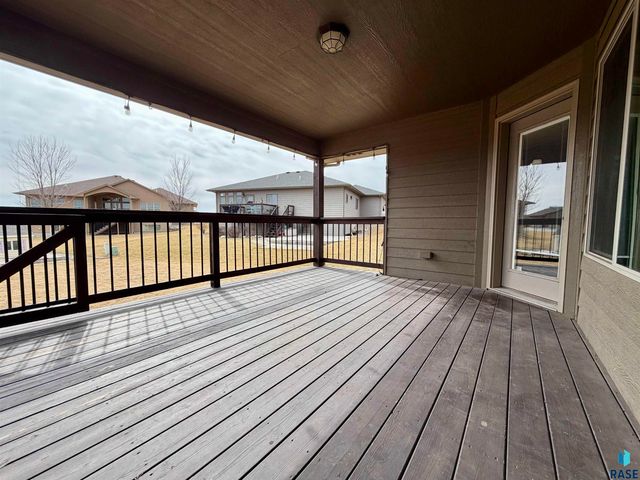 6226 S Badlands Ct Court, Sioux Falls, SD 57108