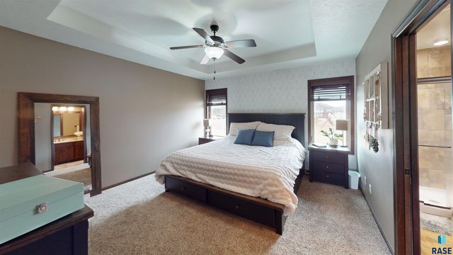 6226 S Badlands Ct Court, Sioux Falls, SD 57108