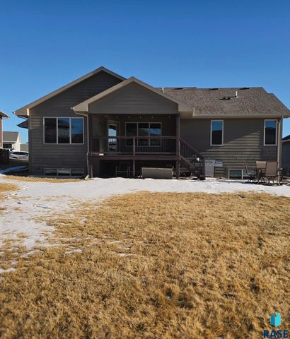 6226 S Badlands Ct Court, Sioux Falls, SD 57108