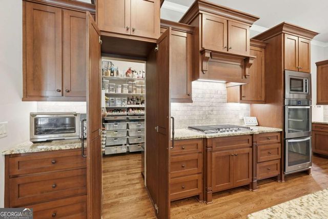 5255 Cole Creek Lane, Cumming, GA 30040