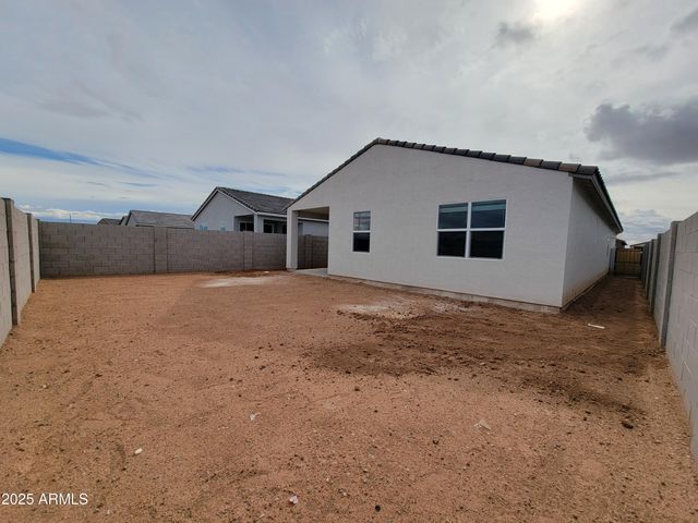 2506 E Fortana Drive, San Tan Valley, AZ 85143