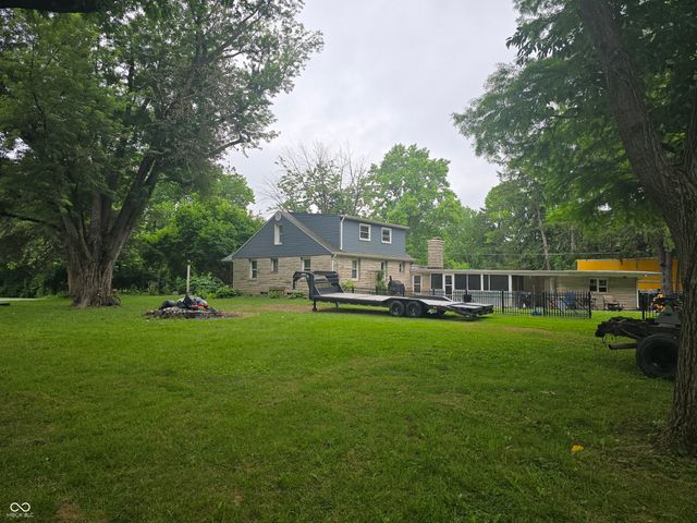 5210 W Southport Road, Indianapolis, IN 46221