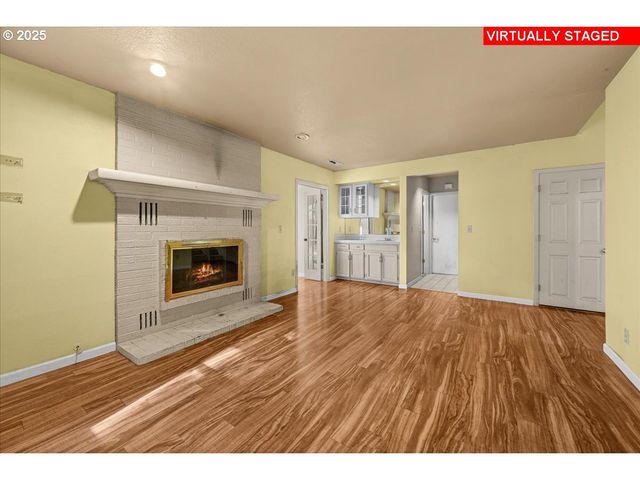 17427 Sw RIVENDELL Dr, Portland, OR 97224