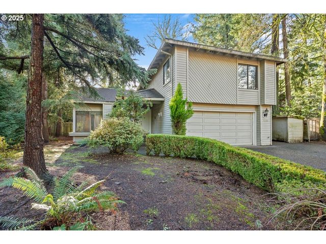17427 Sw RIVENDELL Dr, Portland, OR 97224