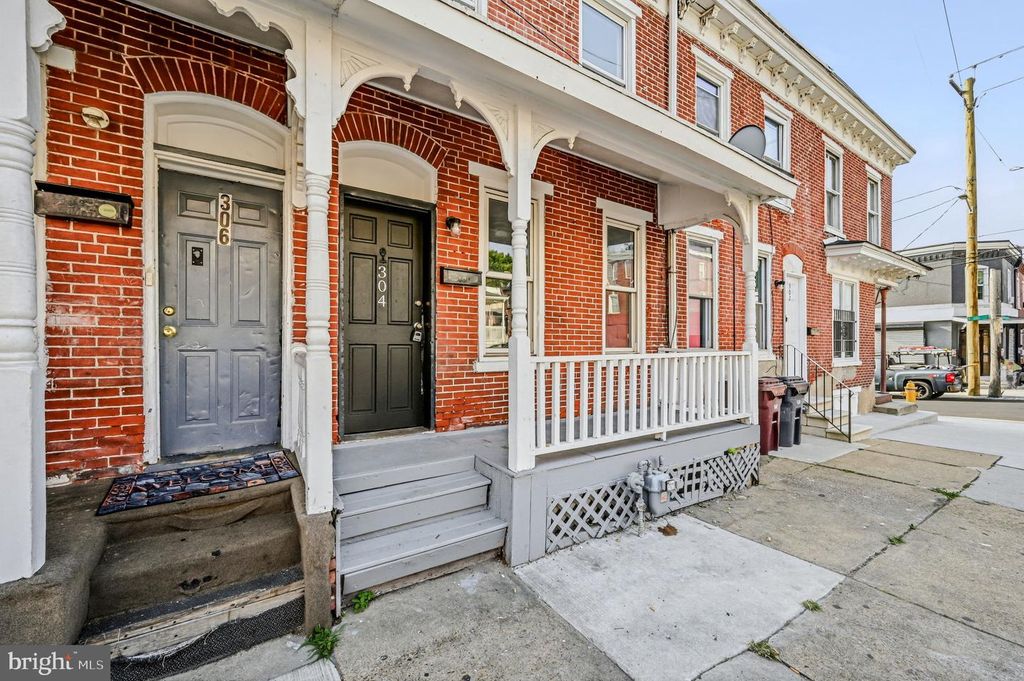 304 N FRANKLIN ST, WILMINGTON, DE 19805 — exterior