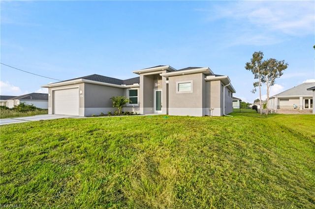 350 Radford AVE, Lehigh Acres, FL 33974