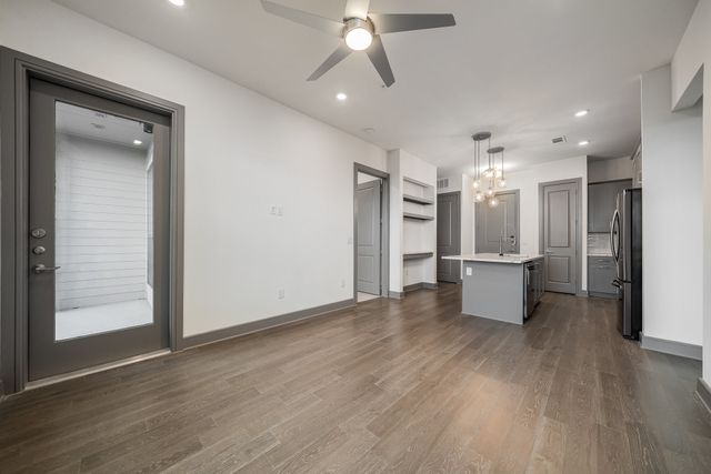 2700 Old Denton Road 3336, Carrollton, TX 75007