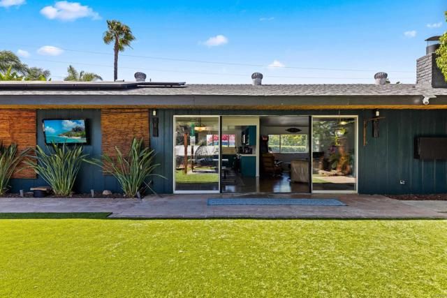 111 Avocado, Escondido, CA 92025