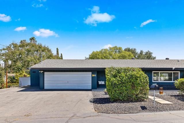 111 Avocado, Escondido, CA 92025