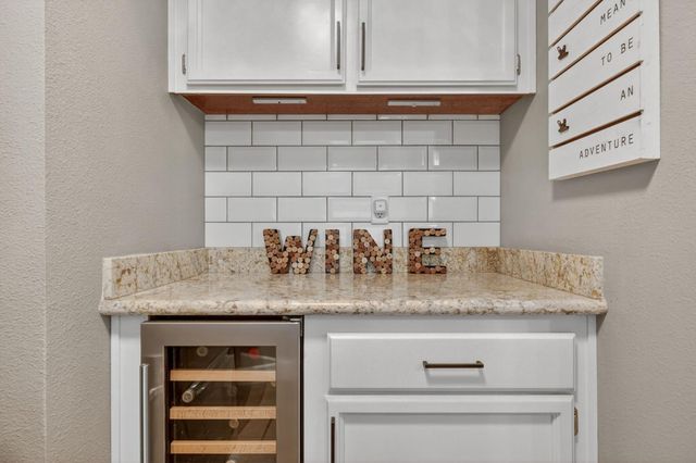 8165 Rose Vine Ln, Fair Oaks, CA 95628