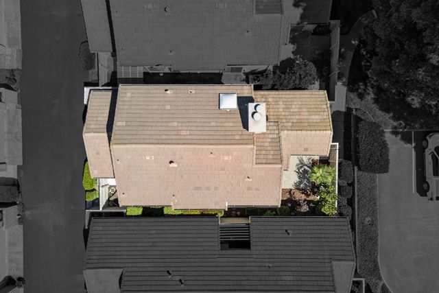 8165 Rose Vine Ln, Fair Oaks, CA 95628