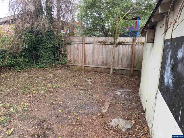 465 Ford St SE, Salem, OR 97301