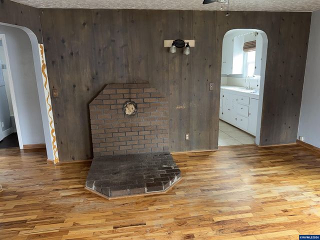465 Ford St SE, Salem, OR 97301