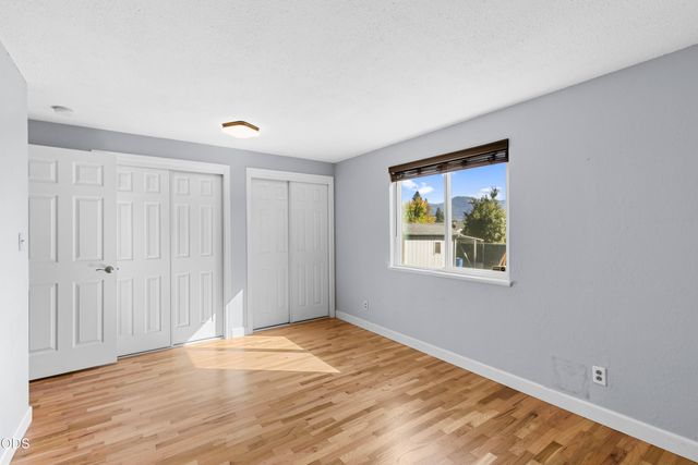 241 NE Savage Street, Grants Pass, OR 97526