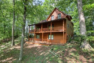 196 W Creekview Drive, Jasper, GA 30143
