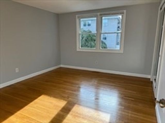 30 Elmwood Park 2, Quincy, MA 02170