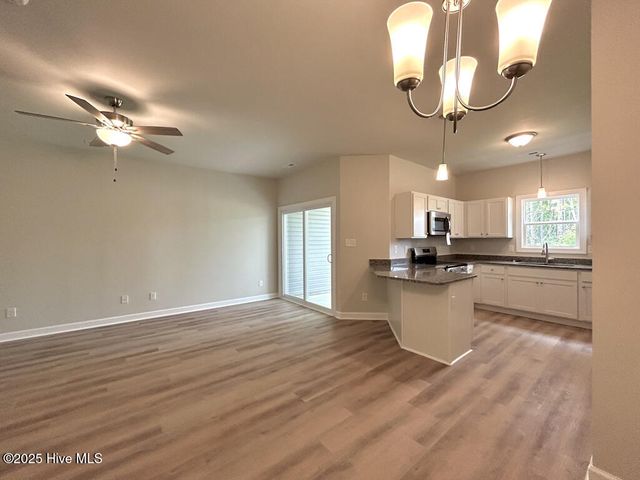 115 Crab Claw Spit Lane, Jacksonville, NC 28546