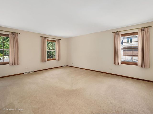 217 S Rex Boulevard, Elmhurst, IL 60126