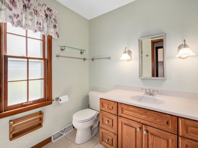 217 S Rex Boulevard, Elmhurst, IL 60126
