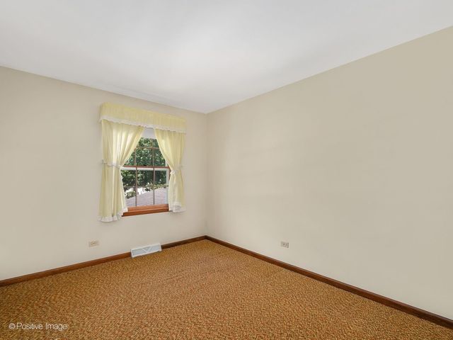217 S Rex Boulevard, Elmhurst, IL 60126